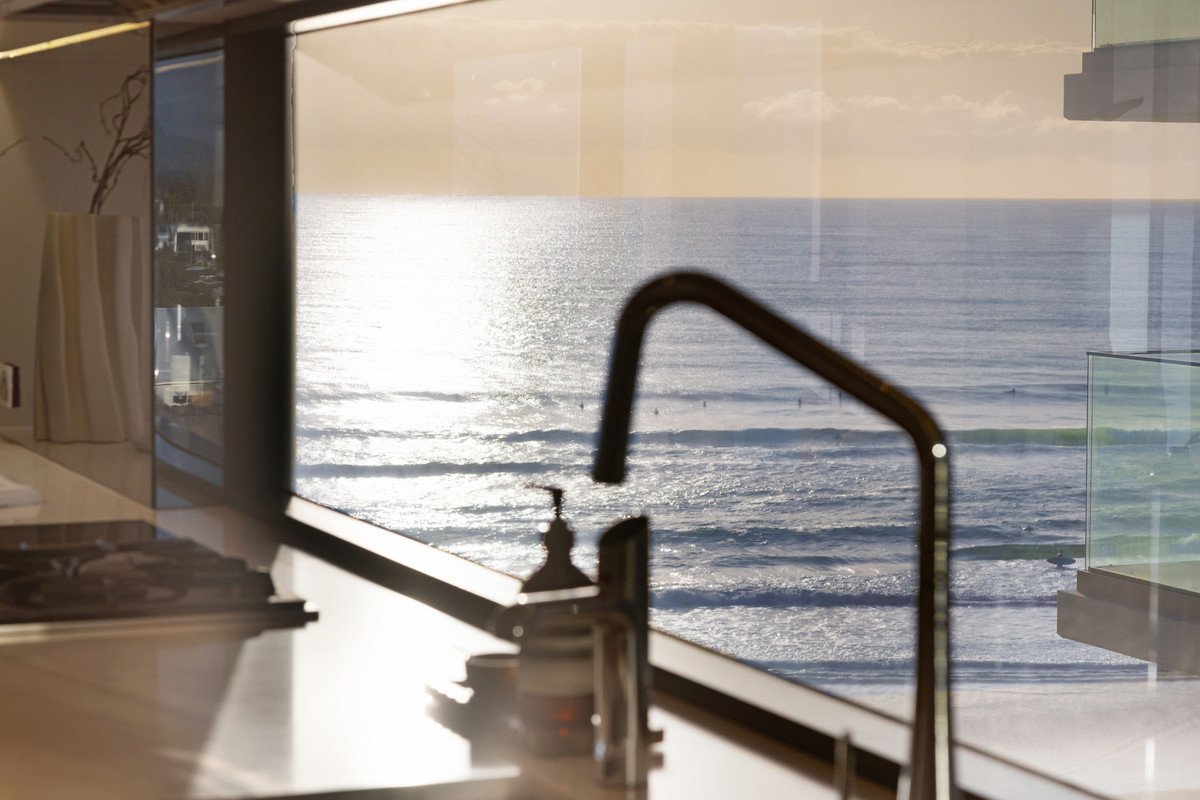 6/470 The Esplanade Palm Beach 12