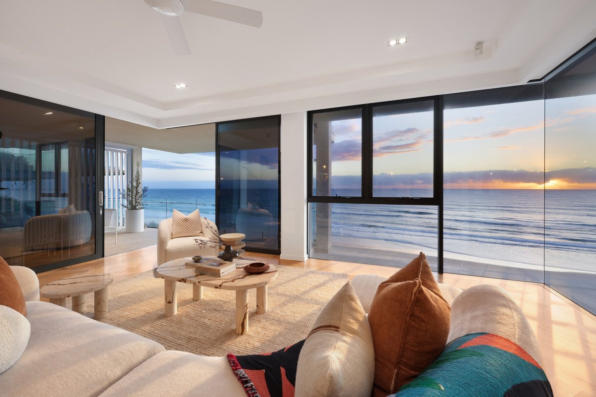 6/470 The Esplanade Palm Beach 18