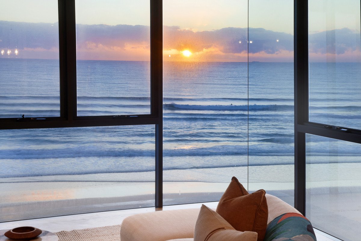 6/470 The Esplanade Palm Beach 20