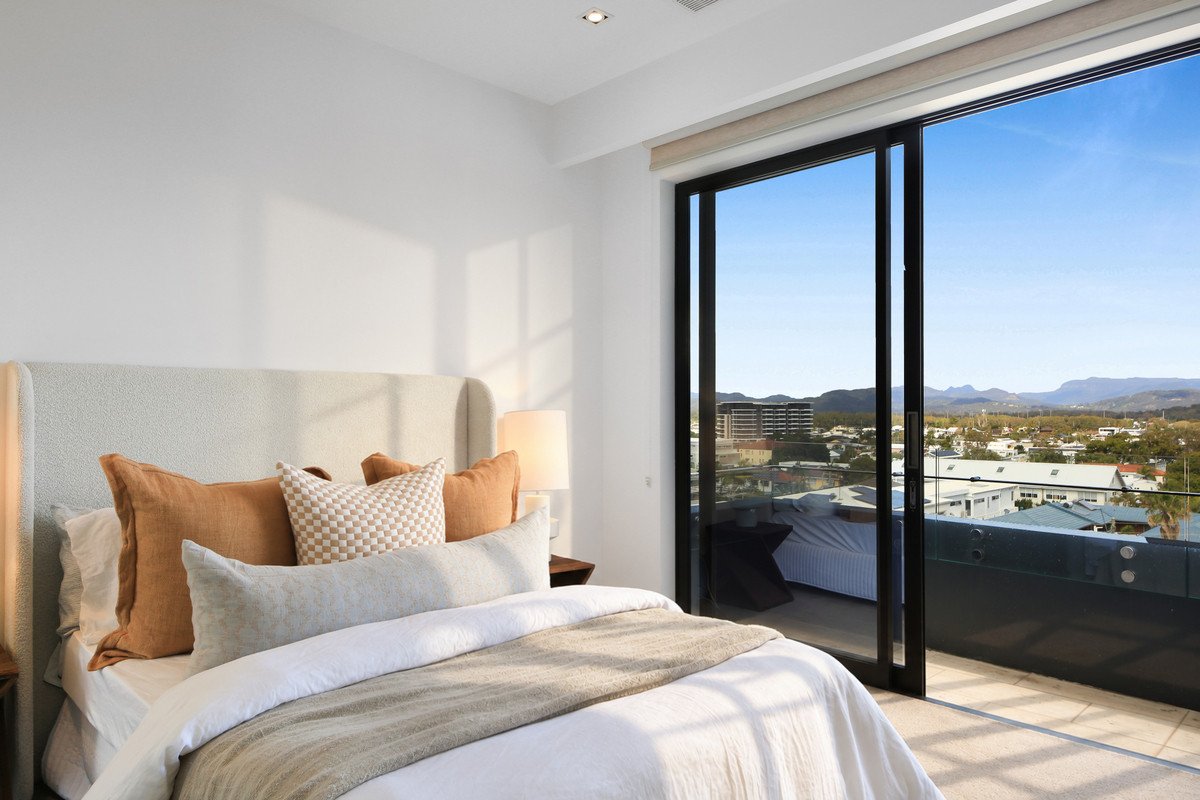 6/470 The Esplanade Palm Beach 34
