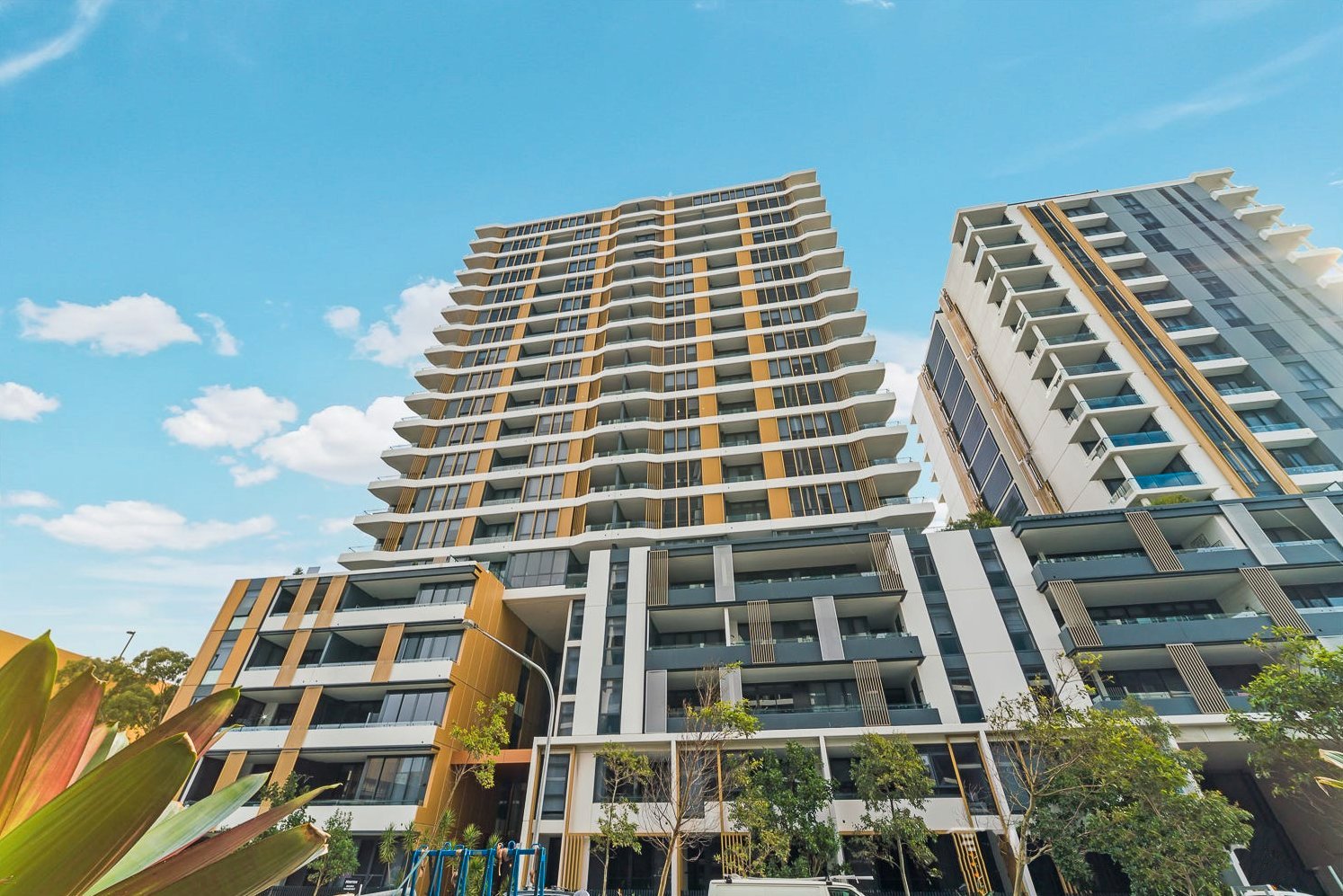 647/1 Finch Drive EASTGARDENS 9