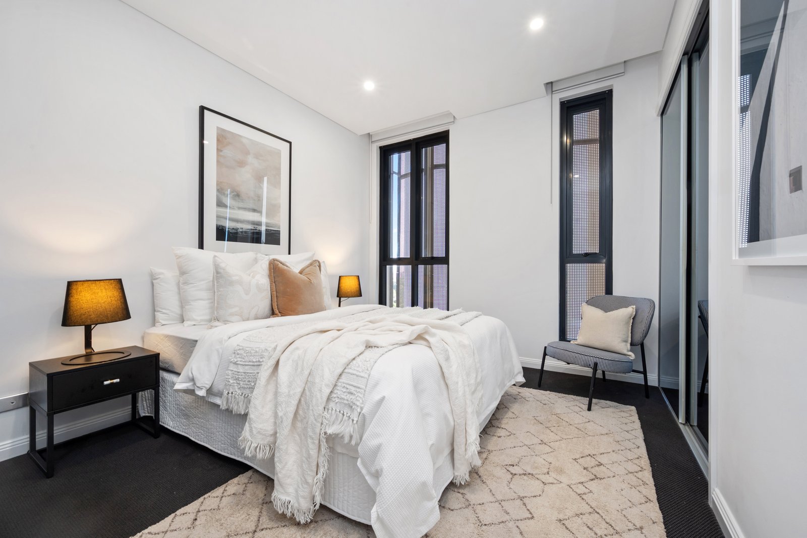 647/1 Finch Drive EASTGARDENS 7