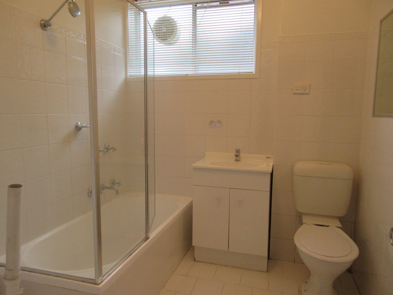 Gallery: 6/483 Kooyong Road