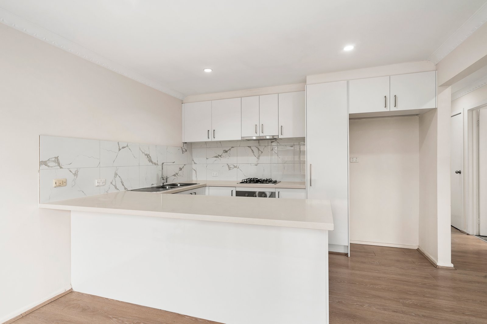 Gallery: 6/49-51 Hammond Road