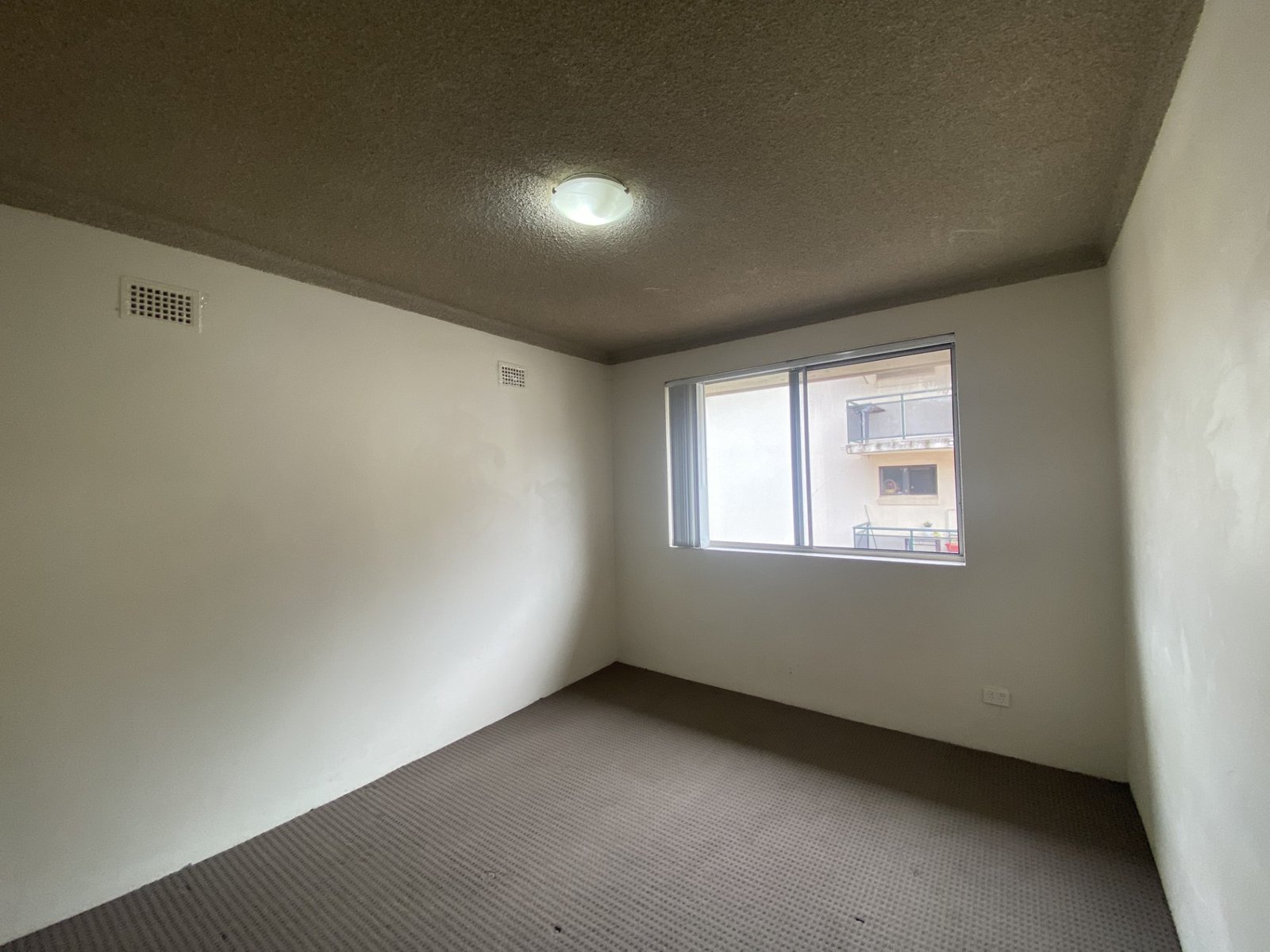 6/49 Castlereagh Street LIVERPOOL 4