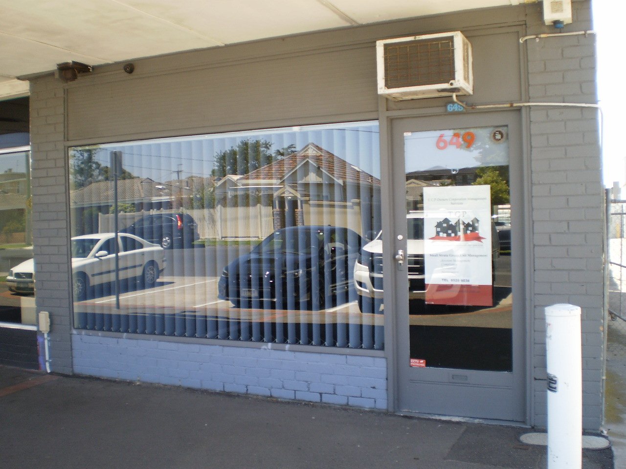 Gallery: 649 Centre Road