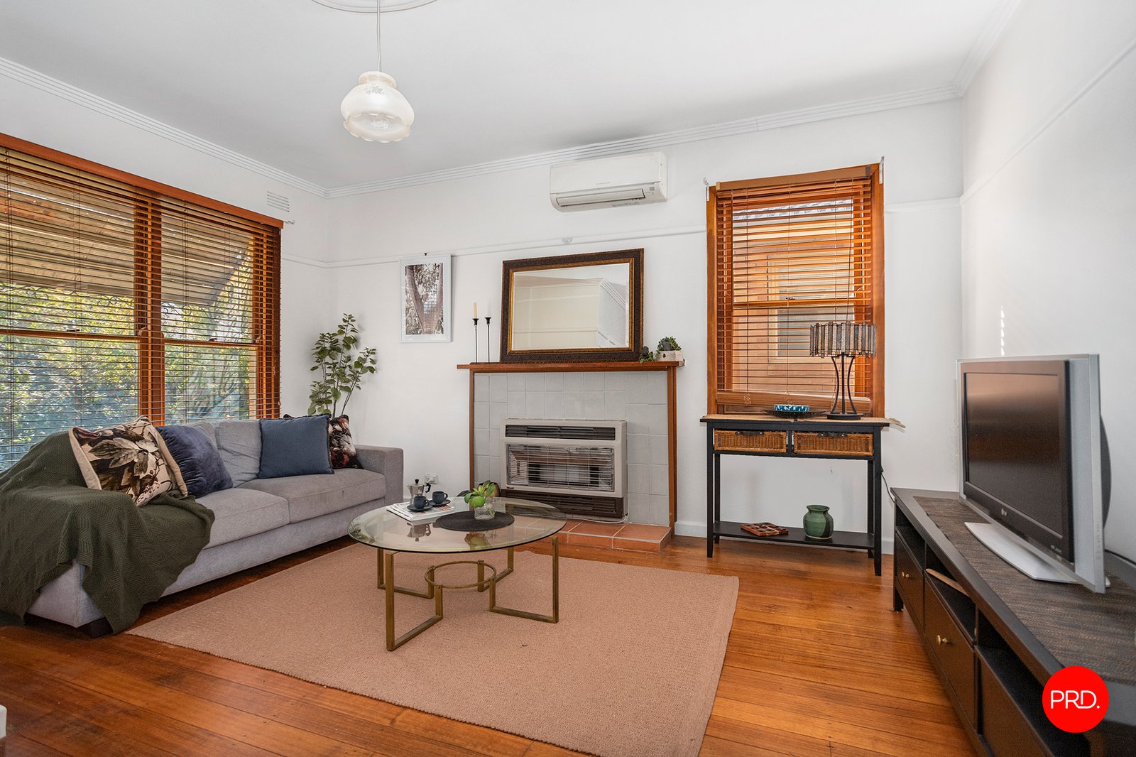 649 Hargreaves Street GOLDEN SQUARE 4
