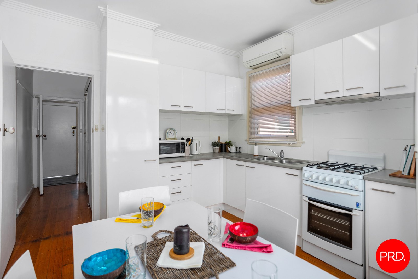 649 Hargreaves Street GOLDEN SQUARE 5