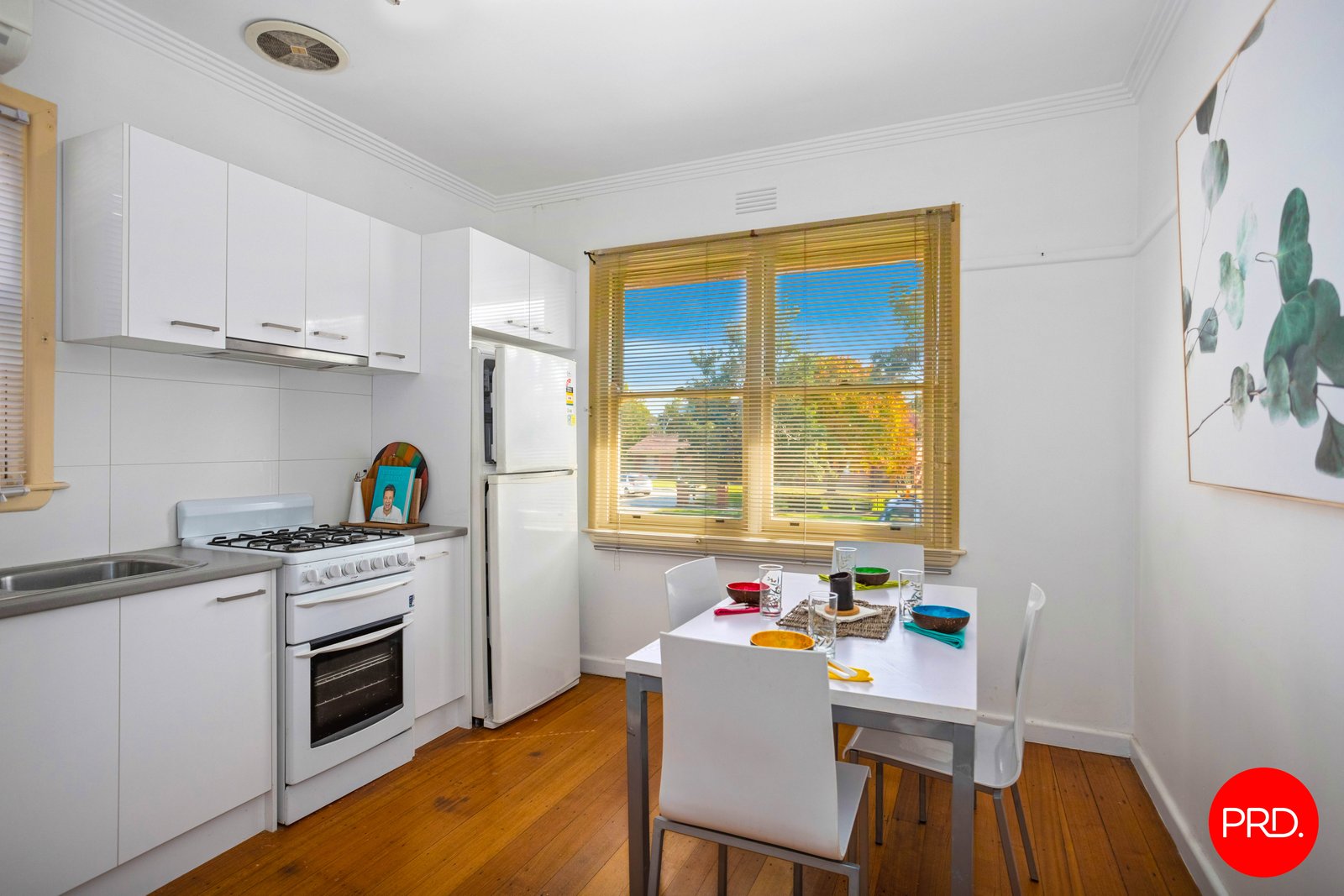 649 Hargreaves Street GOLDEN SQUARE 6