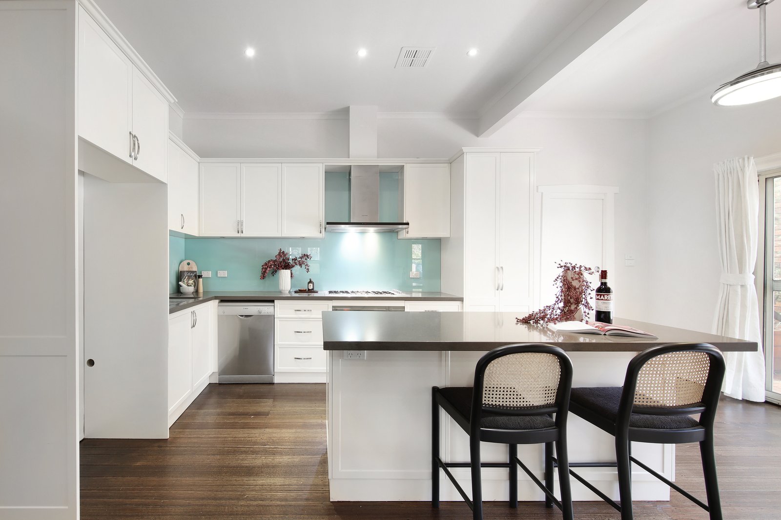Gallery: 649 Hawthorn Road
