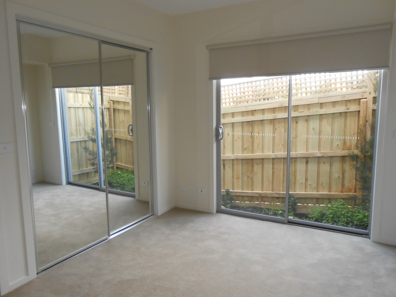 Gallery: 6/490 Station Street