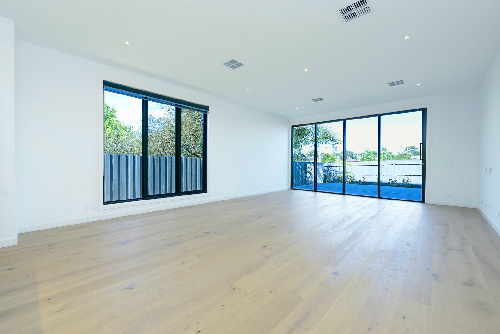 Gallery: 64B Middleton Street