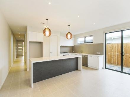 Gallery: 64b Rae Avenue