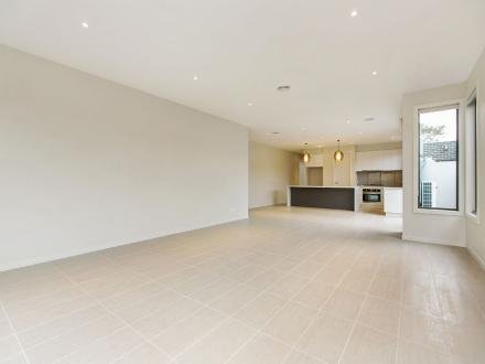 Gallery: 64B Rae Avenue