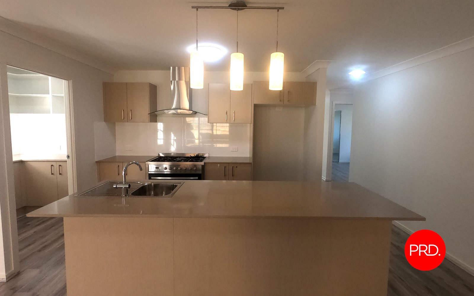 65 Arkley Avenue CLAYMORE 3