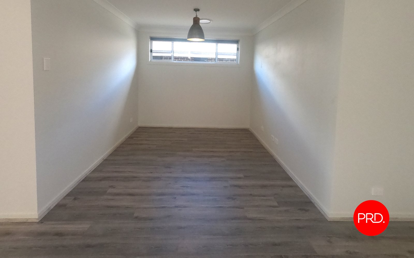 65 Arkley Avenue CLAYMORE 10