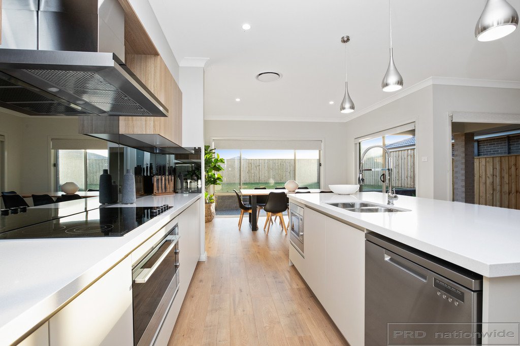 65 Billabong Parade CHISHOLM 5