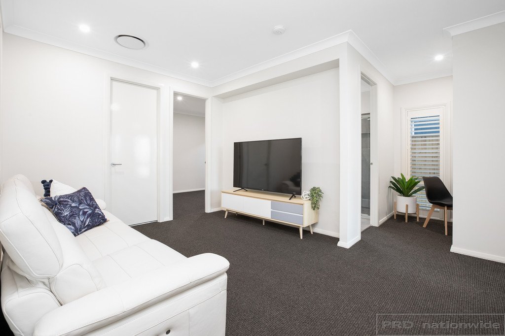 65 Billabong Parade CHISHOLM 11