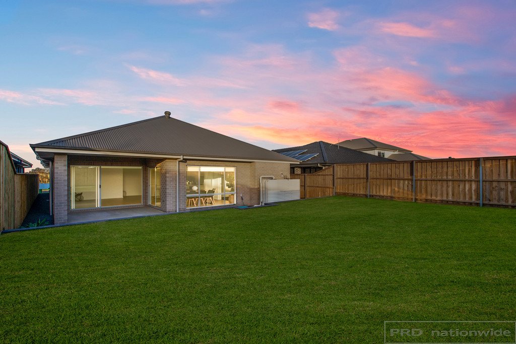 65 Billabong Parade CHISHOLM 18