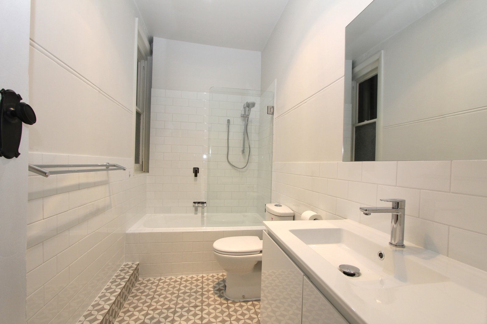 Real Estate and Property in 6/5 Byrne Avenue, Elwood, VIC