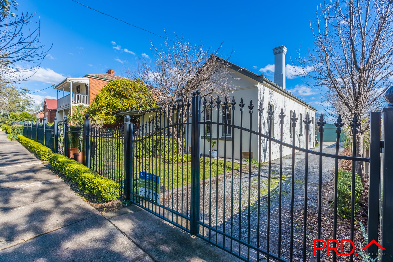 65 Carthage Street TAMWORTH 5