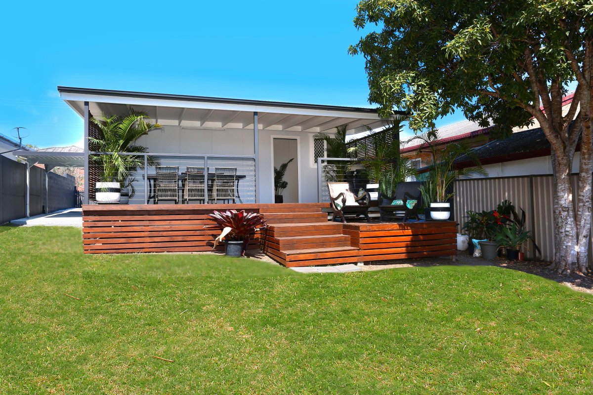 65 Central Street LABRADOR 15