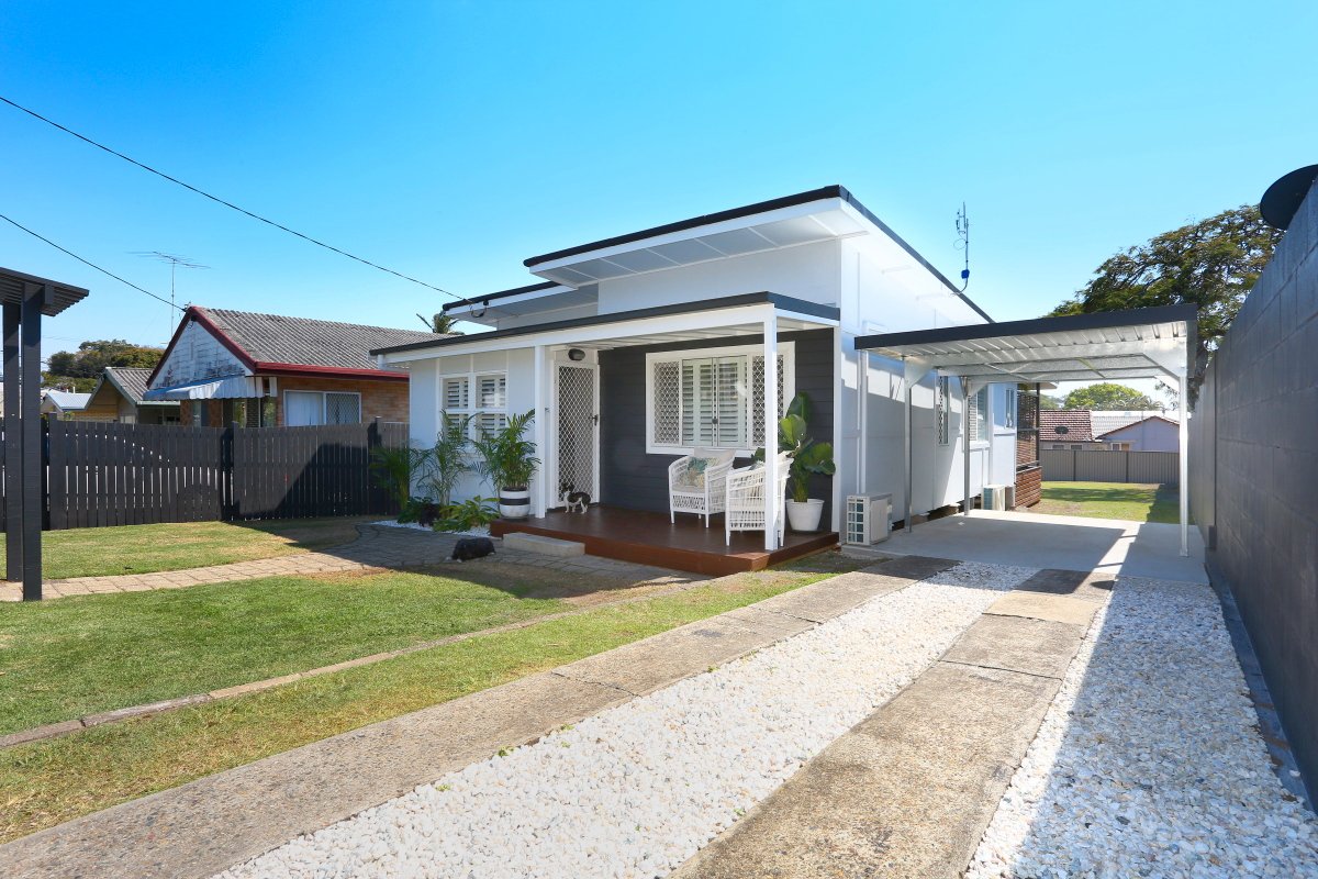 65 Central Street LABRADOR 17