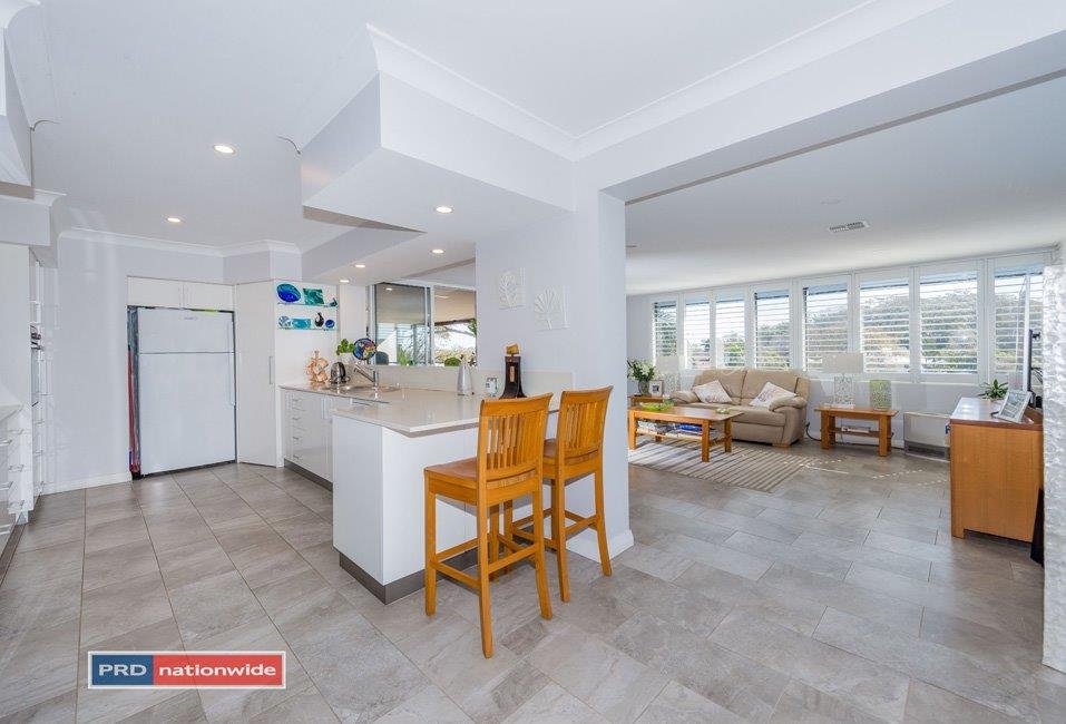 65 Corrie Parade CORLETTE 6