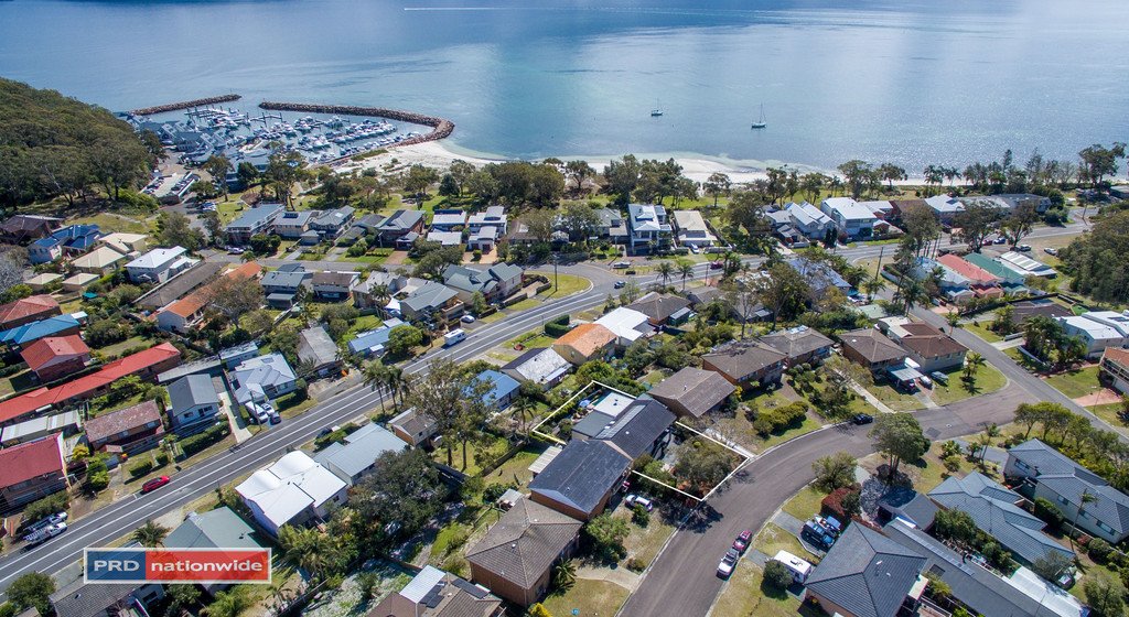 65 Corrie Parade CORLETTE 11