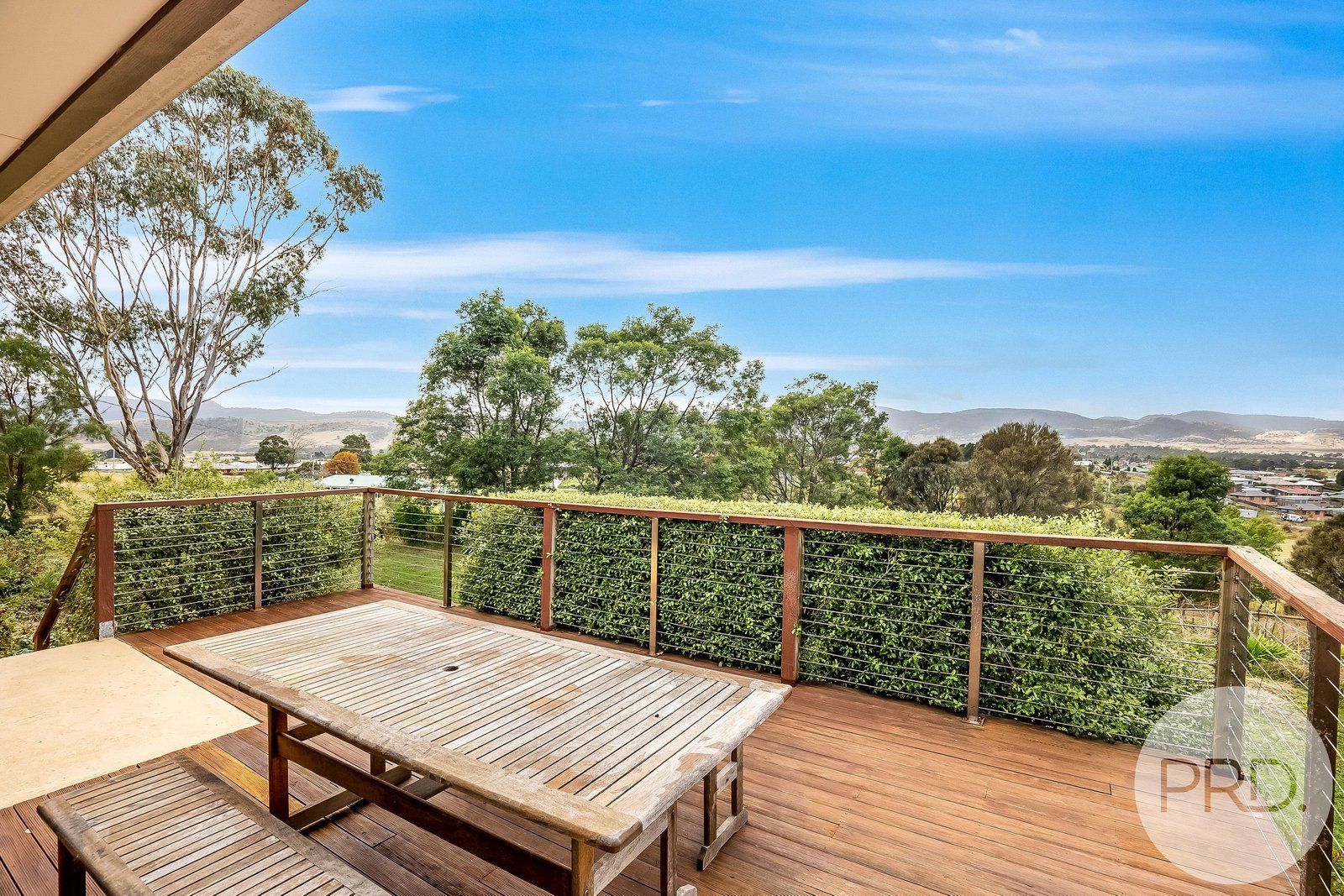 65 Elderslie Road BRIGHTON 10