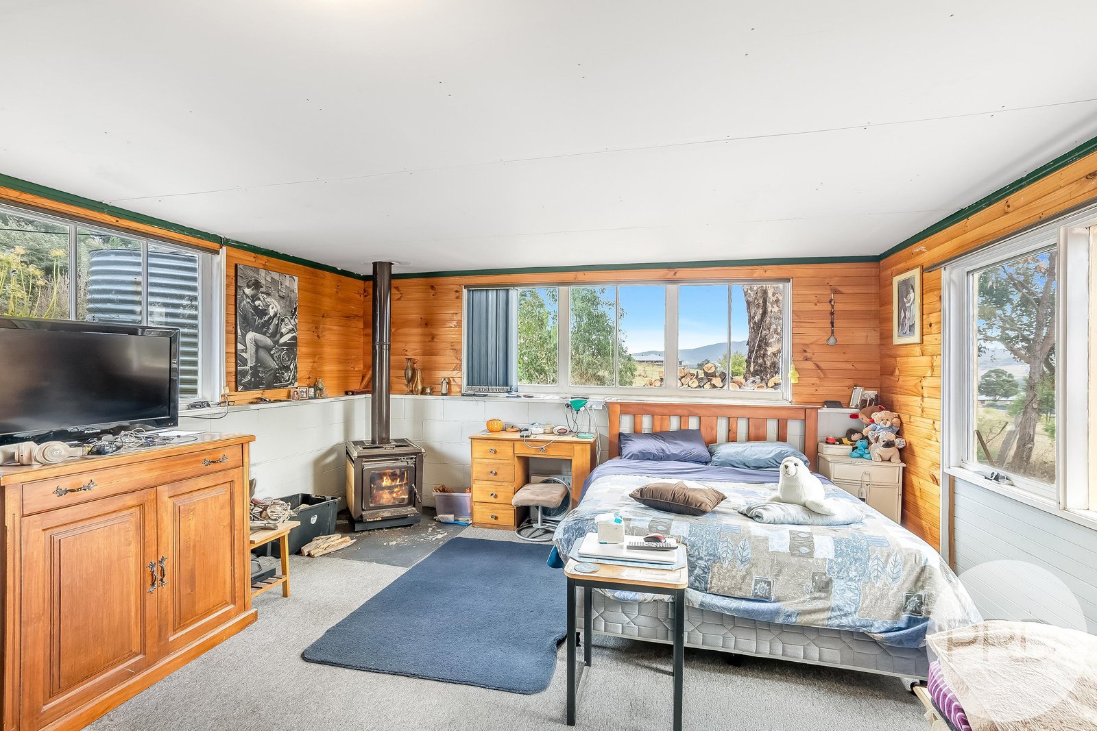 65 Elderslie Road BRIGHTON 14