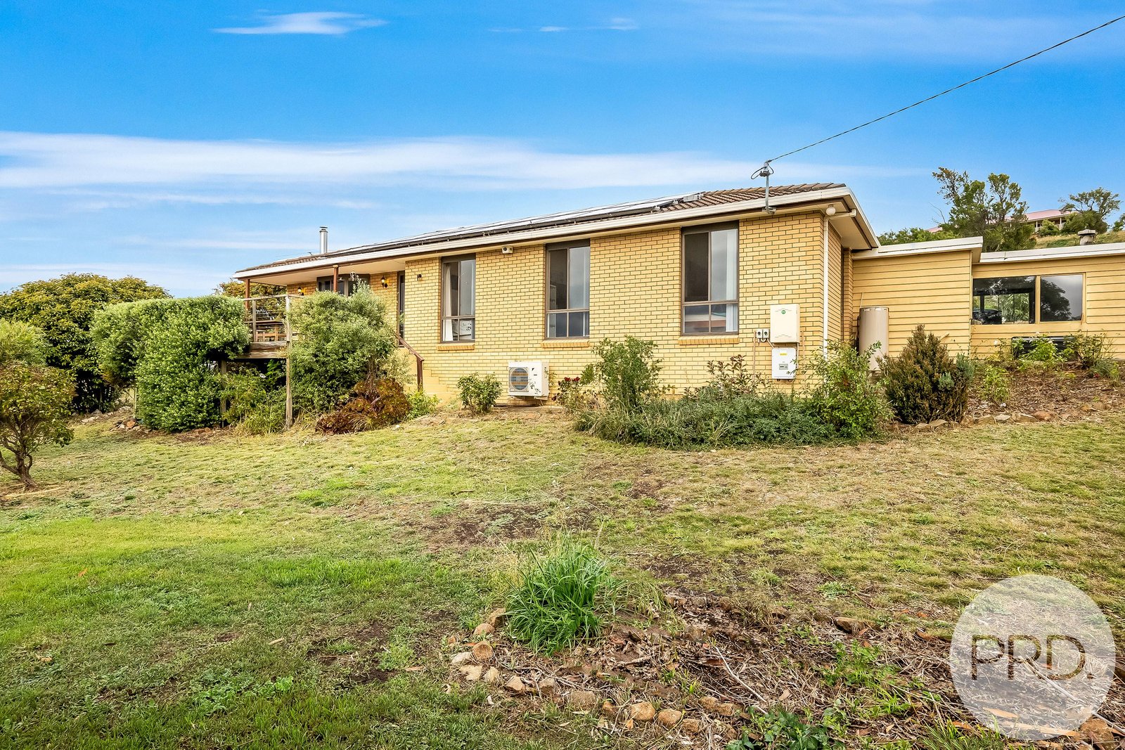 65 Elderslie Road BRIGHTON 19