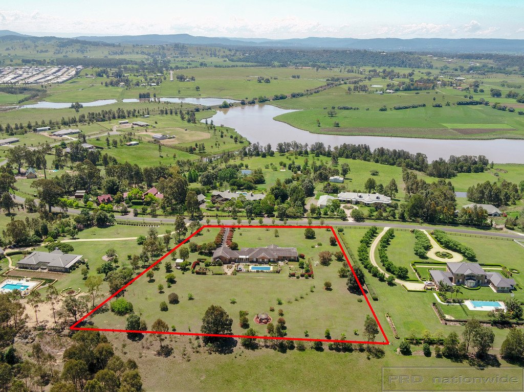 65 Forest Hill Drive OAKHAMPTON HEIGHTS 3