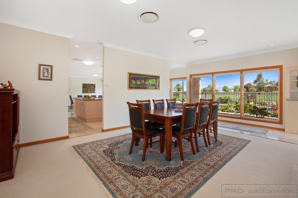 65 Forest Hill Drive OAKHAMPTON HEIGHTS 9