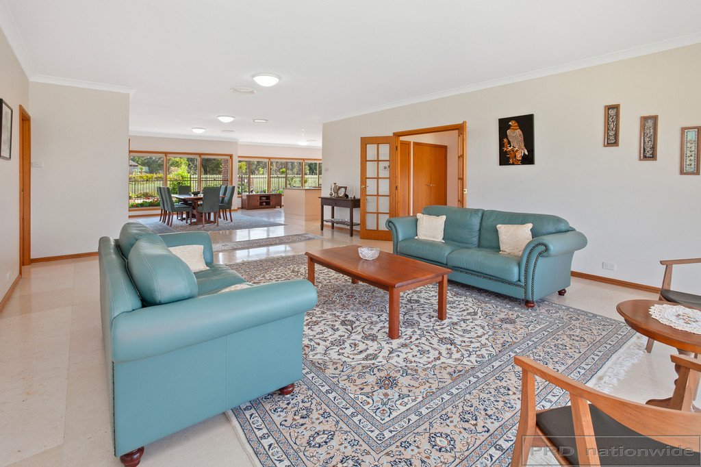 65 Forest Hill Drive OAKHAMPTON HEIGHTS 16