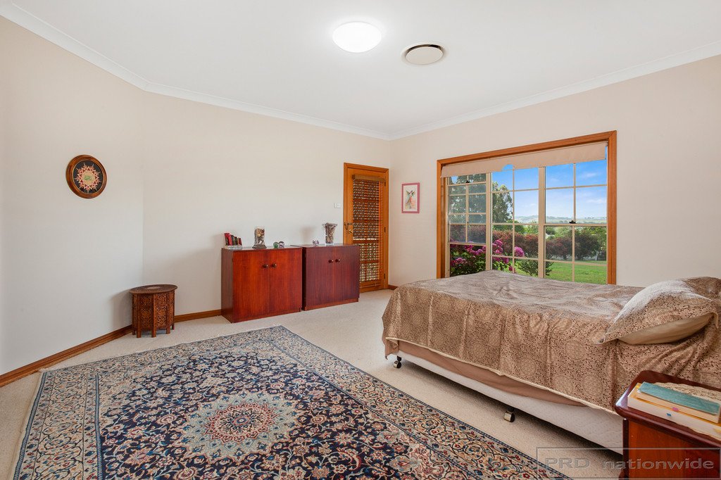 65 Forest Hill Drive OAKHAMPTON HEIGHTS 18