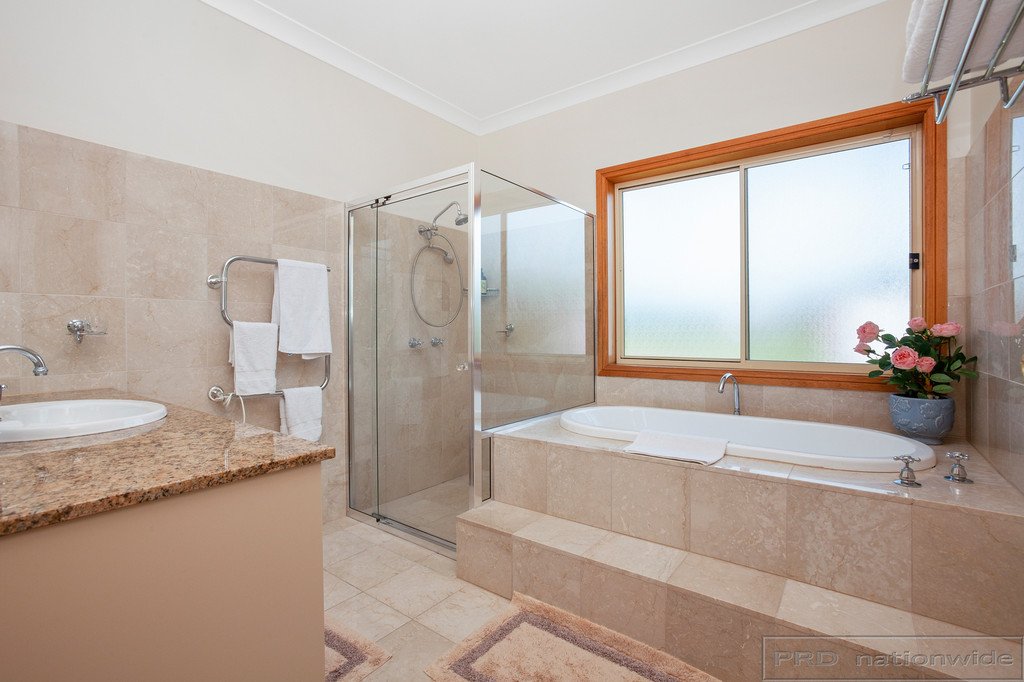 65 Forest Hill Drive OAKHAMPTON HEIGHTS 25