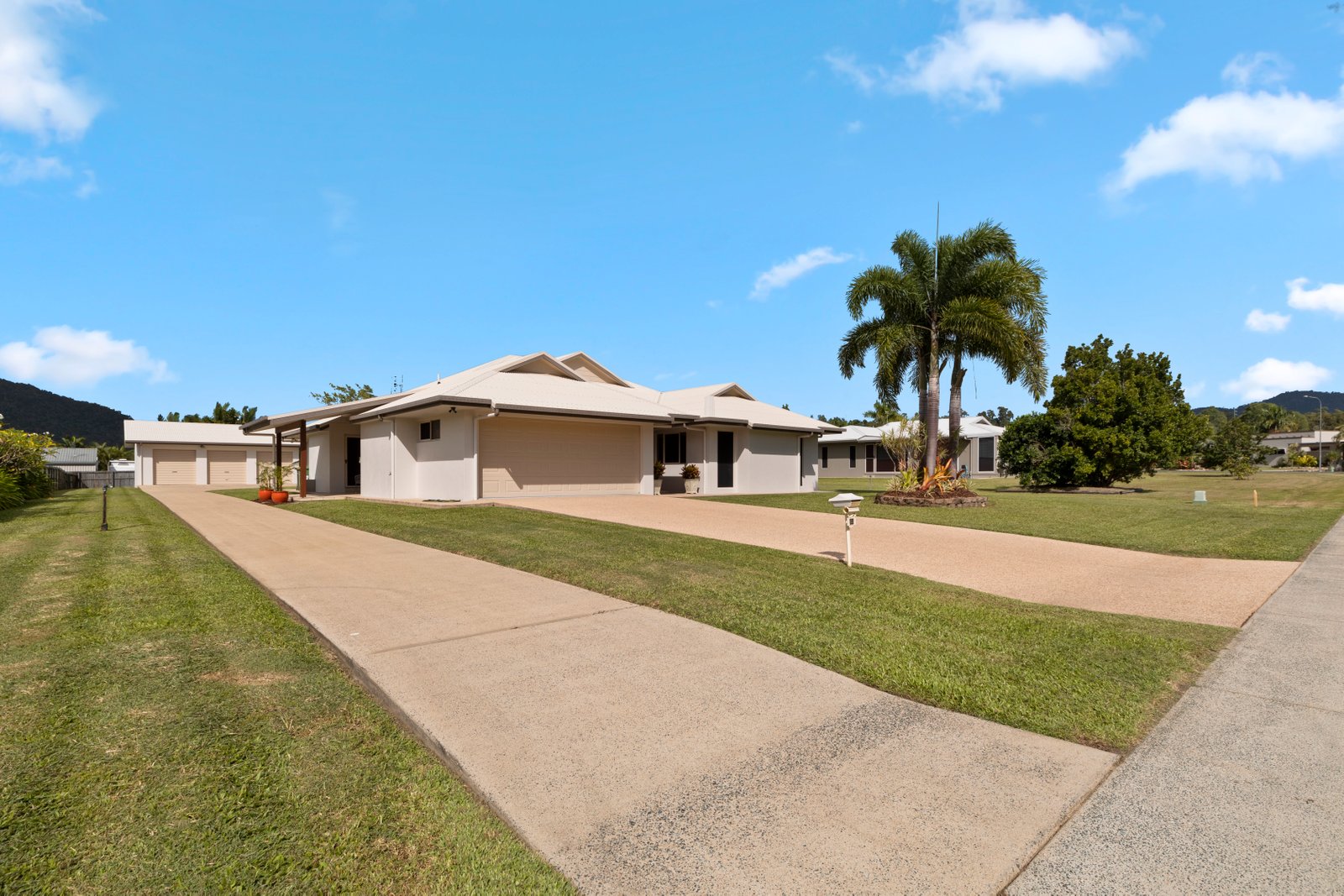 65 Galbraith Park Drive CANNON VALLEY 24