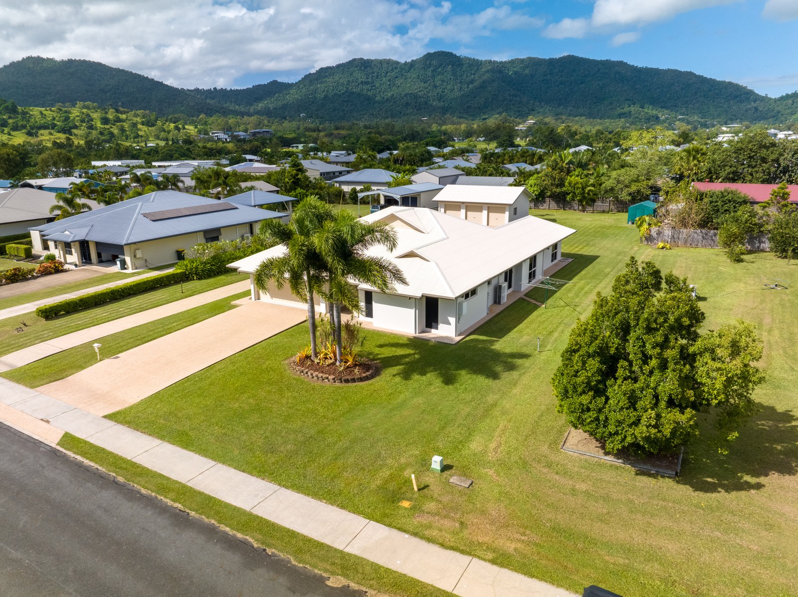 65 Galbraith Park Drive CANNON VALLEY 25