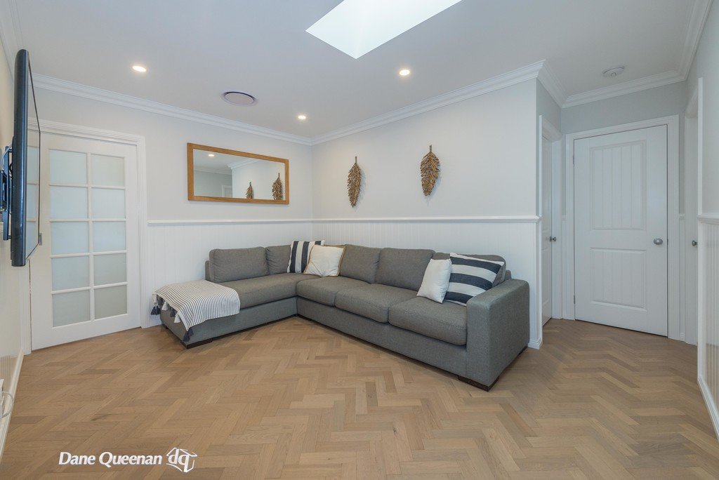 65 Gawul Circuit CORLETTE 8