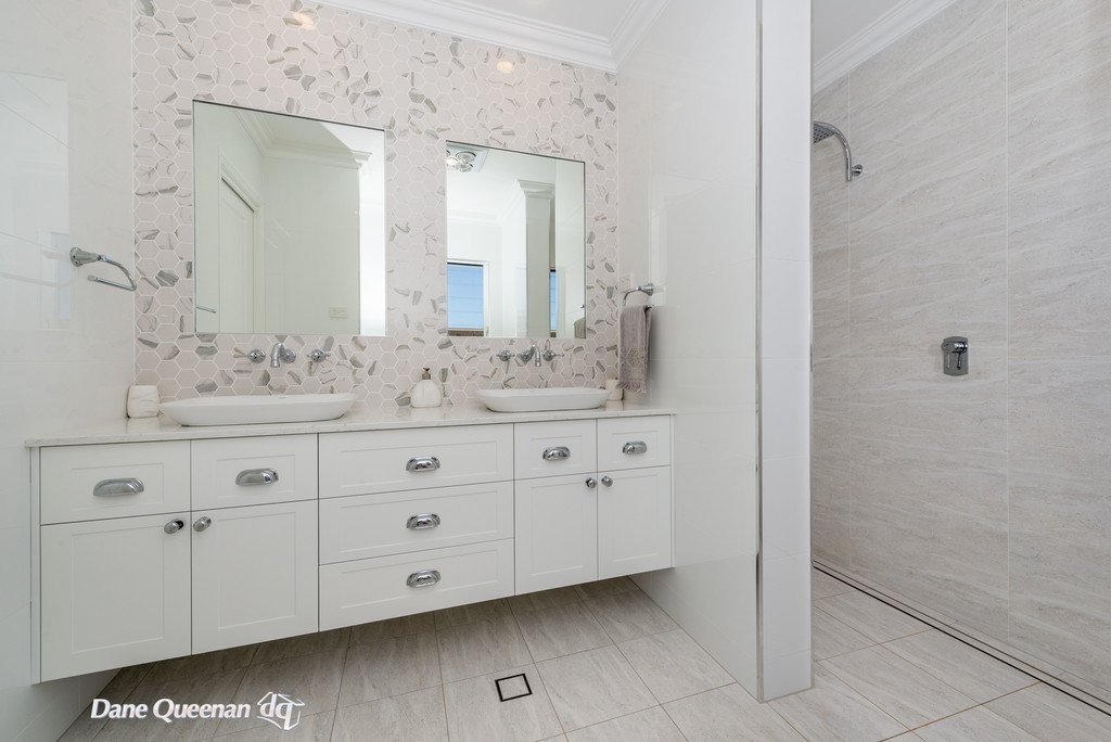 65 Gawul Circuit CORLETTE 20