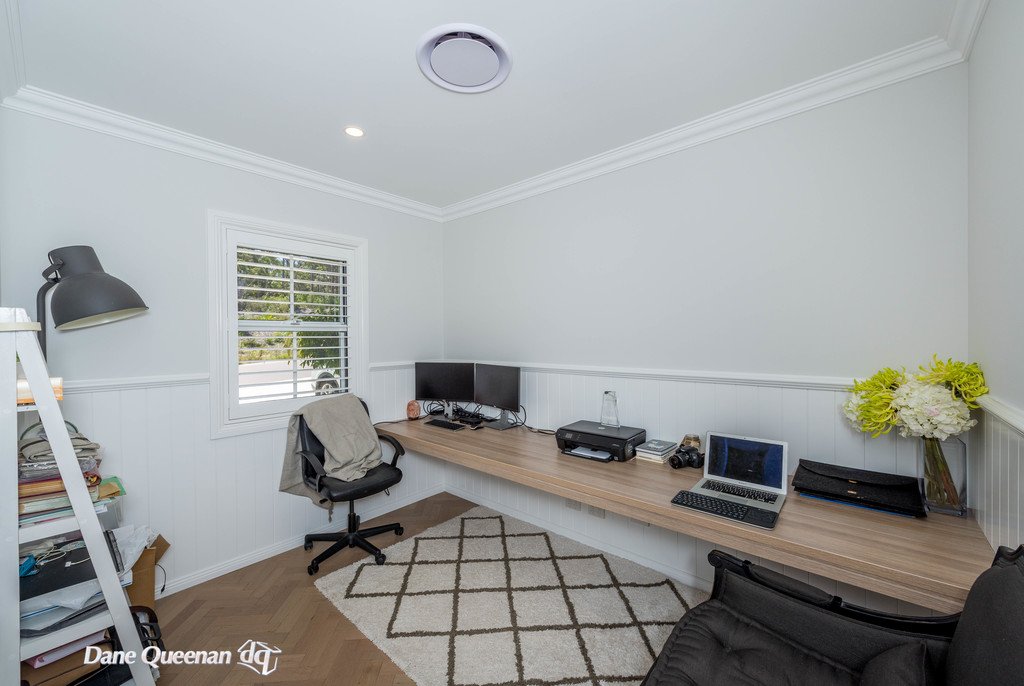 65 Gawul Circuit CORLETTE 24