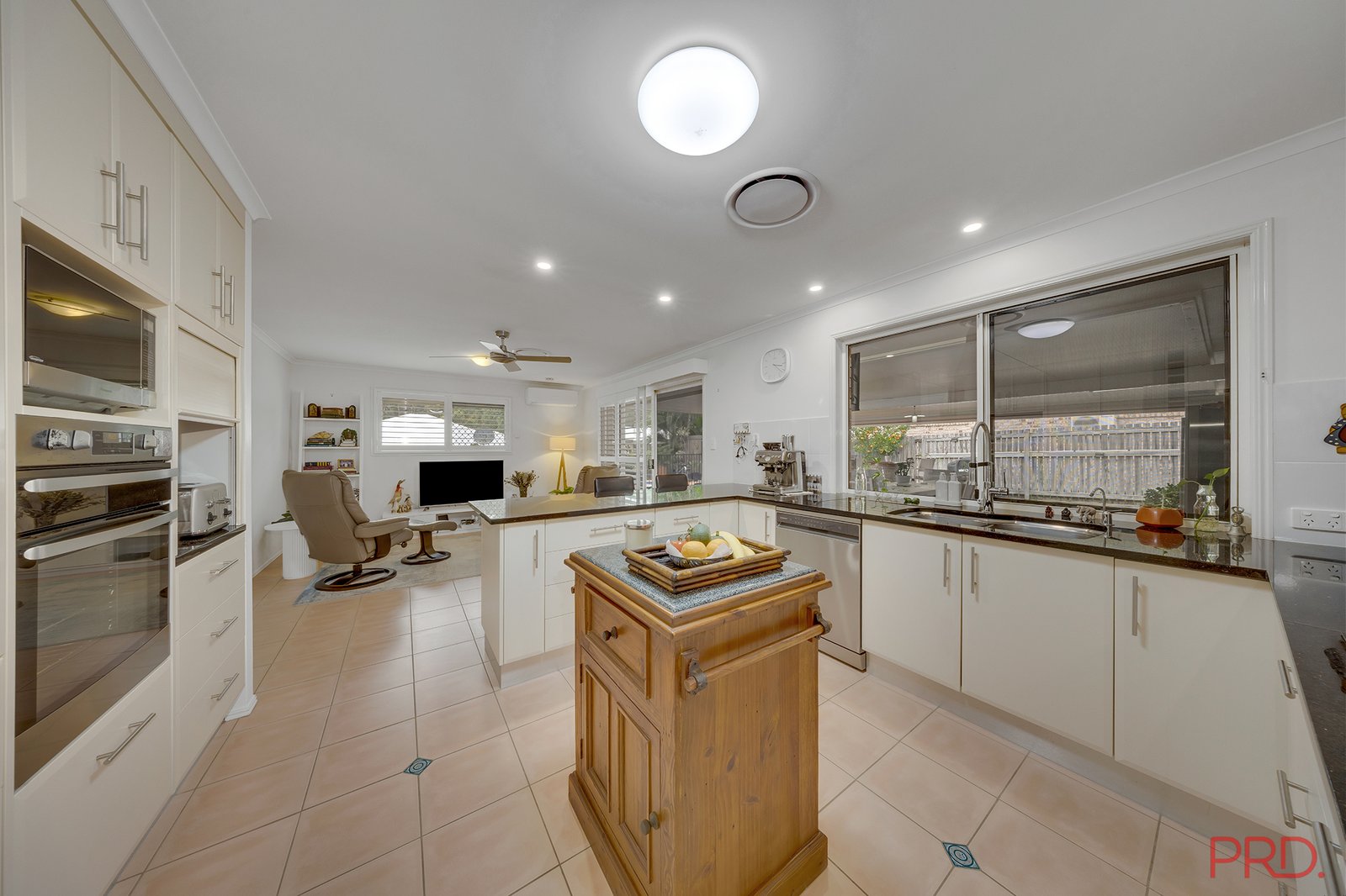 65 Geoffrey Thomas Drive TANNUM SANDS 4