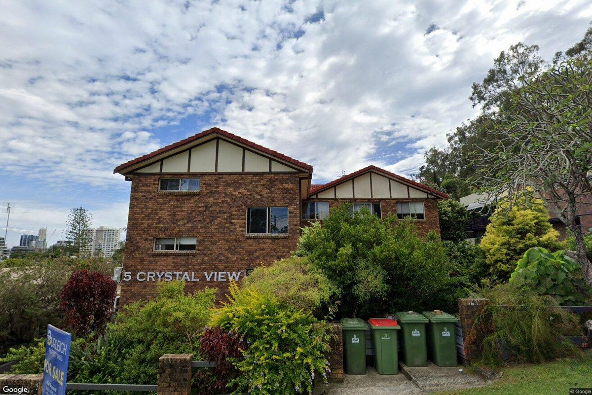 6/5 George Street East  Burleigh Heads 2