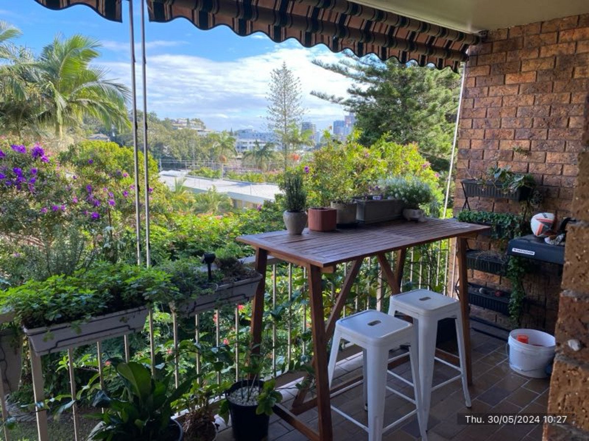 6/5 George Street East  Burleigh Heads 4