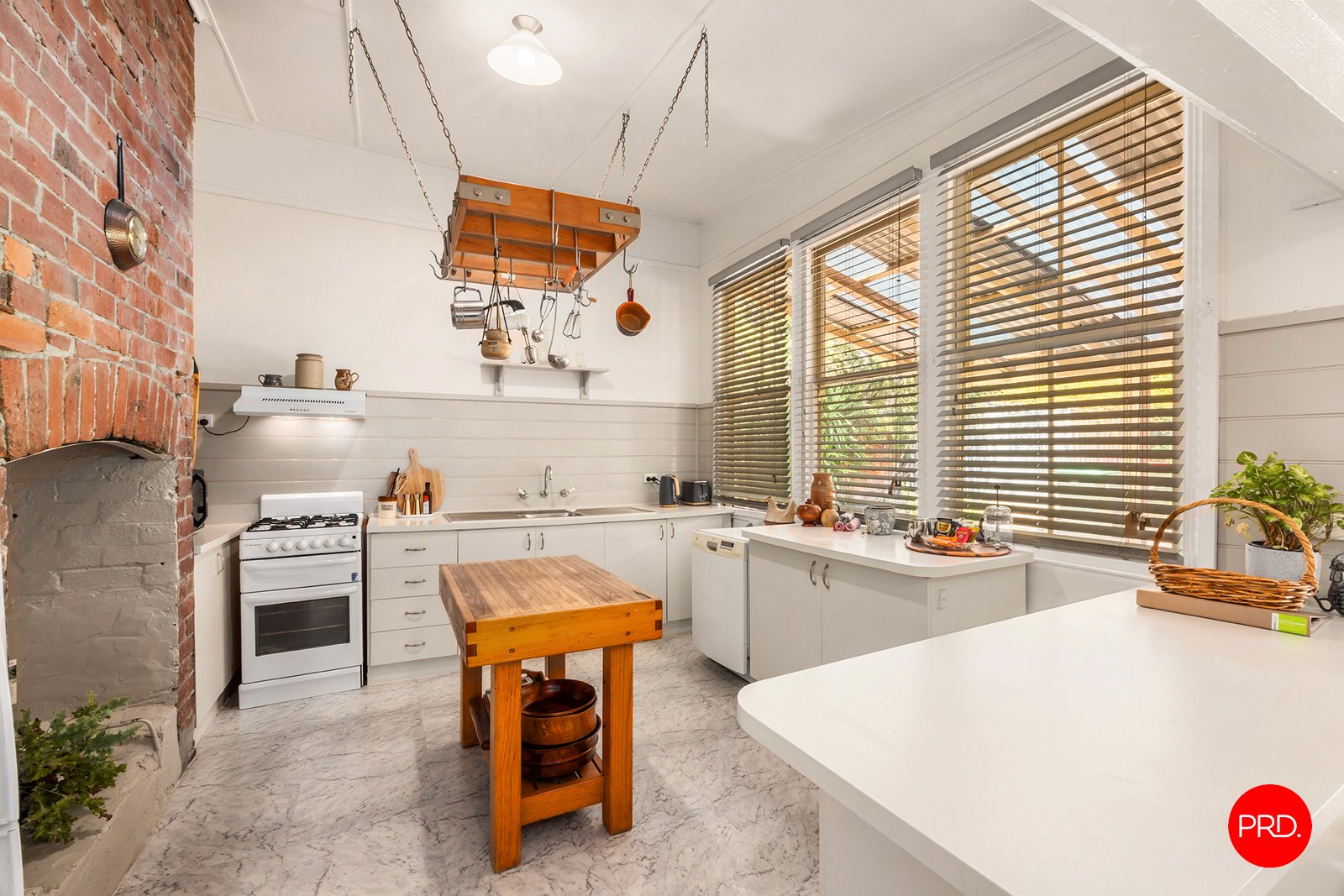 65 Gladstone Street QUARRY HILL 8