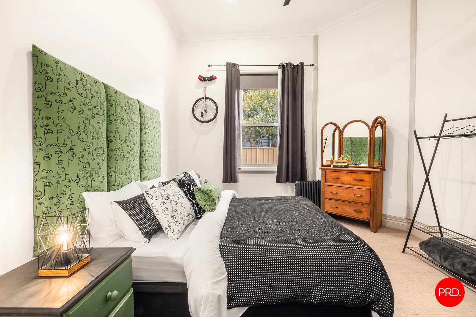 65 Gladstone Street QUARRY HILL 12