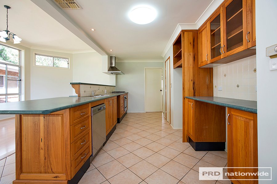 65 Graham Street TAMWORTH 3