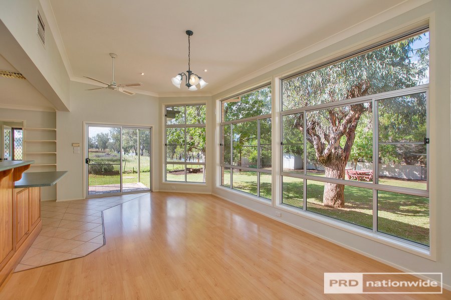 65 Graham Street TAMWORTH 5