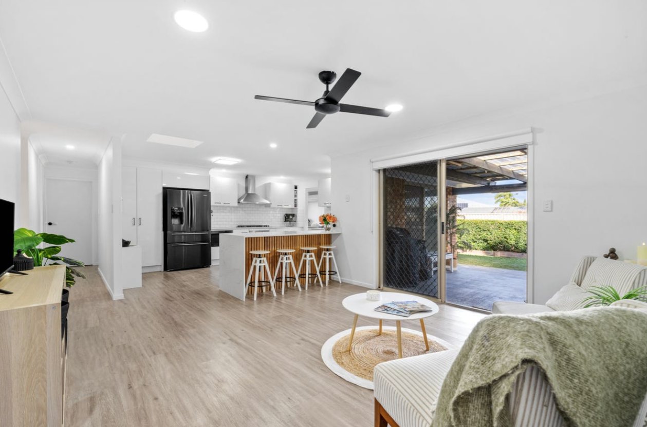 65 Hickey Way CARRARA 9